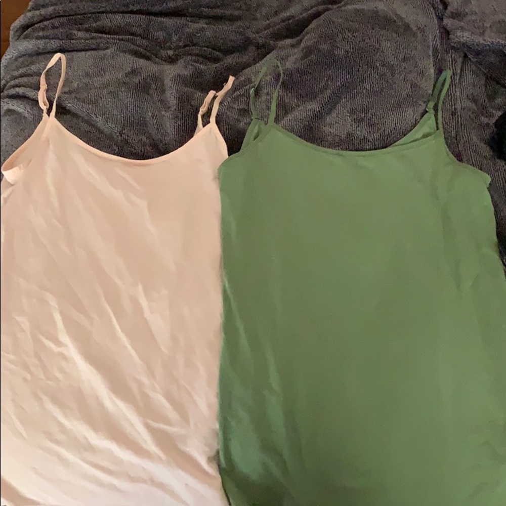 2 pack of comfy tanks